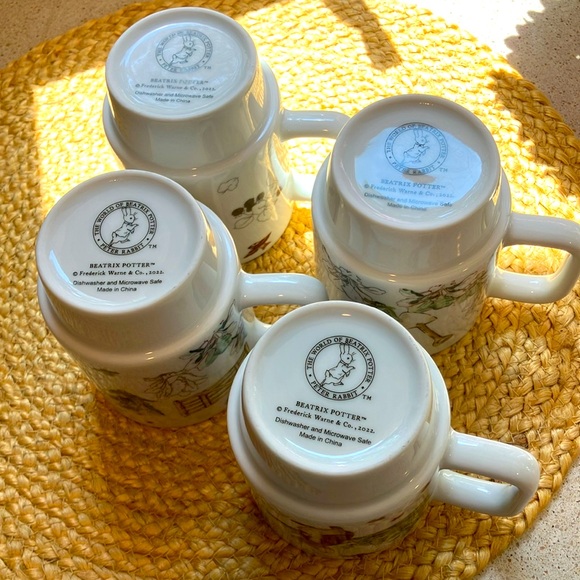 (4) Beatrix Potter Peter Rabbit Mugs - Picture 13 of 16